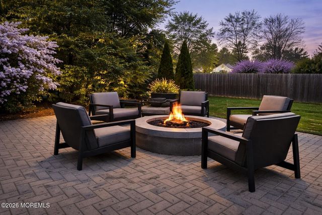 2 Wickham Lane, East Windsor, NJ 08520