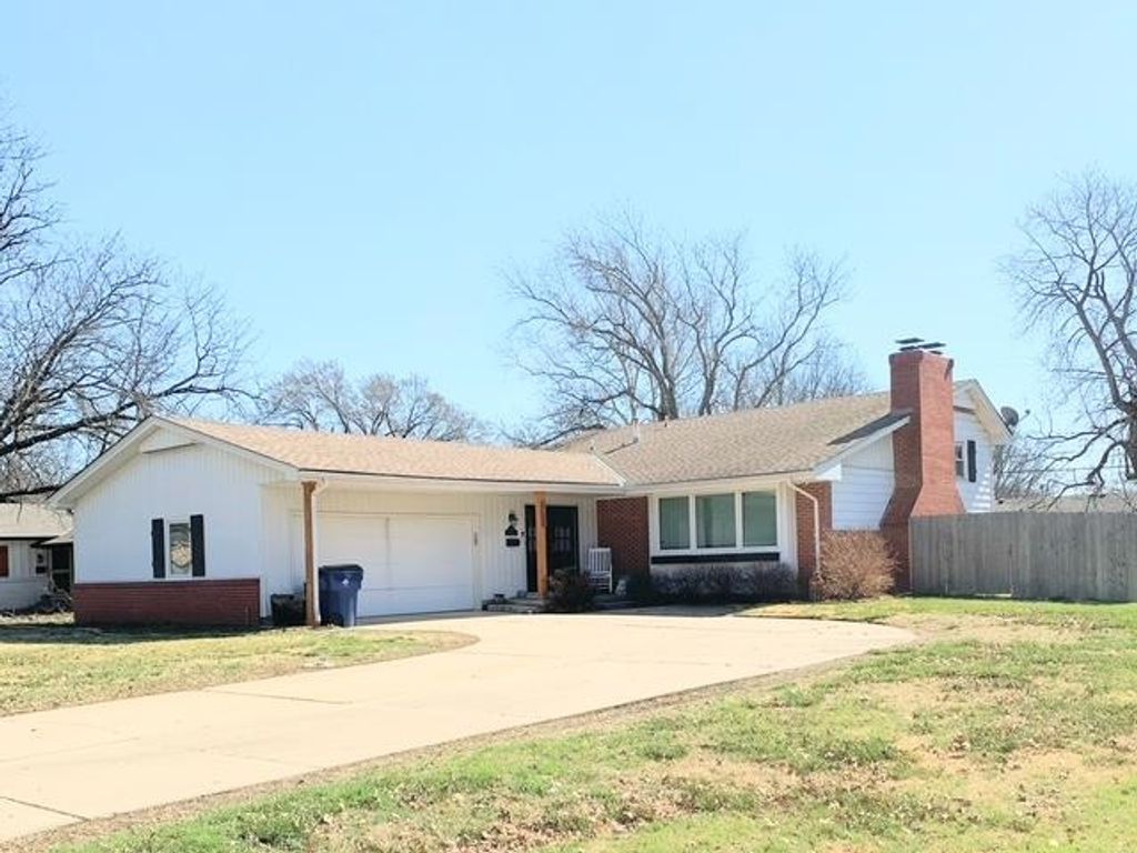 6601 E Aberdeen St, Wichita, KS 67206