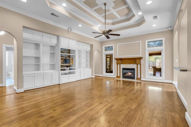 2301 St Patrick Lane, Deer Park, TX 77536