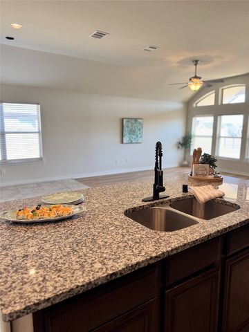 5605 Apple Ridge Drive, Mckinney, TX 75071