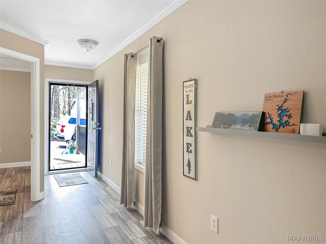 40 2nd Retreat ., Eclectic, AL 36024