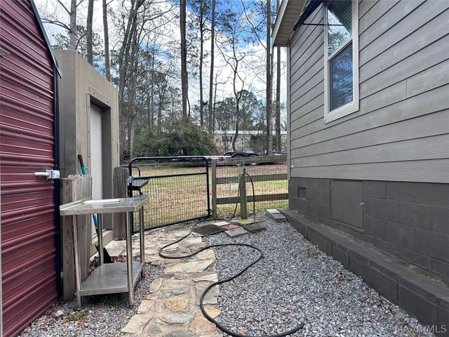 40 2nd Retreat ., Eclectic, AL 36024