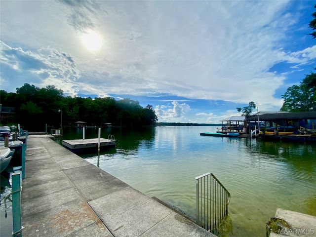 40 2nd Retreat ., Eclectic, AL 36024