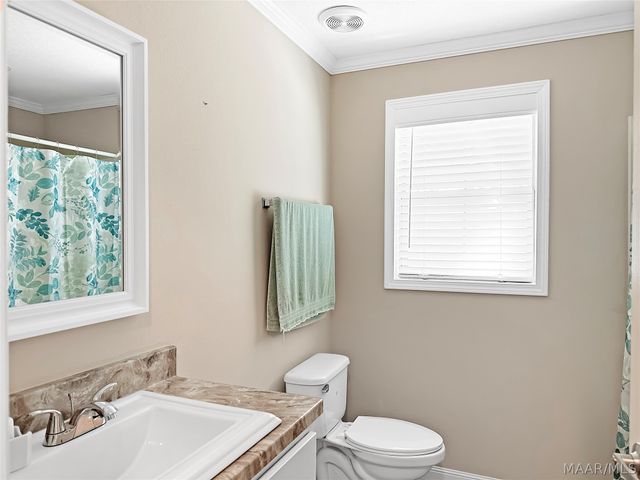 40 2nd Retreat ., Eclectic, AL 36024