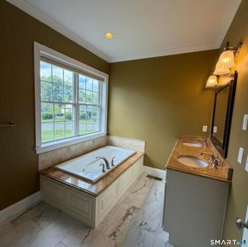 90 Apple Gate 95, Southington, CT 06489