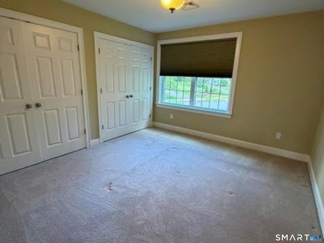 90 Apple Gate 95, Southington, CT 06489