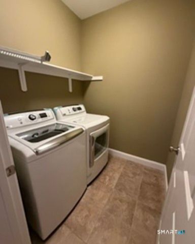 90 Apple Gate 95, Southington, CT 06489