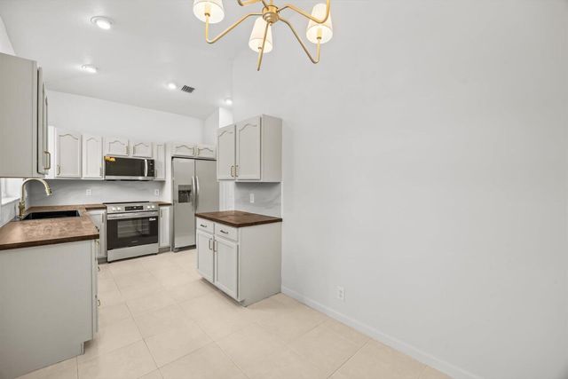 8406 Mulligan Circle, Port St. Lucie, Port St Lucie, FL 34986