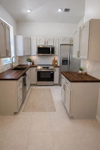 8406 Mulligan Circle, Port St. Lucie, Port St Lucie, FL 34986