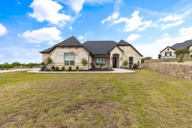 716 Coastal Meadows Court, Granbury, TX 76049