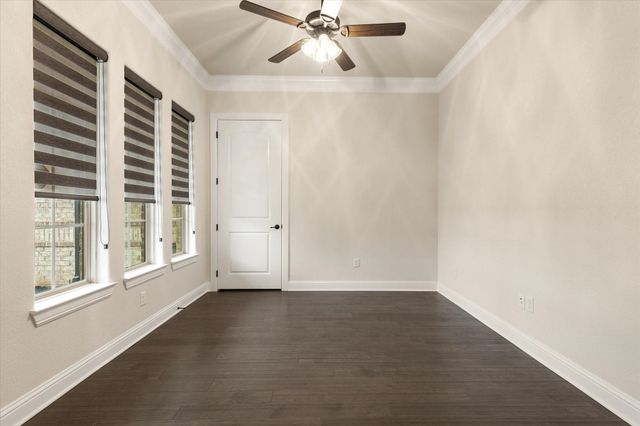 716 Coastal Meadows Court, Granbury, TX 76049