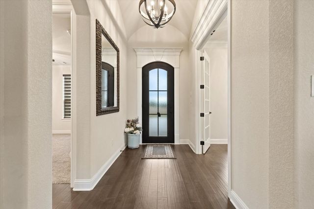 716 Coastal Meadows Court, Granbury, TX 76049