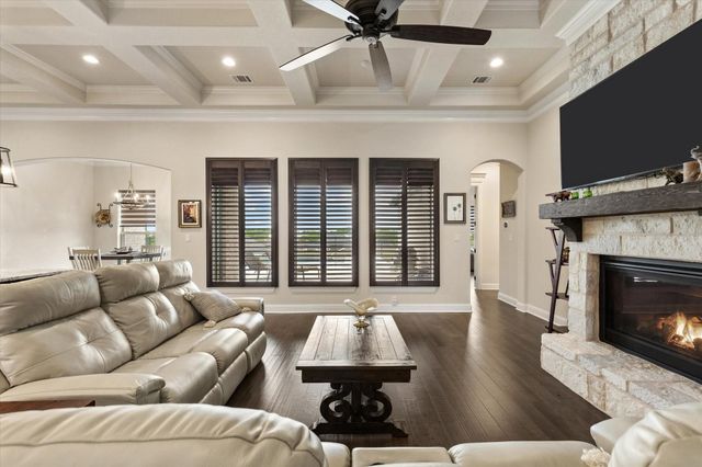 716 Coastal Meadows Court, Granbury, TX 76049