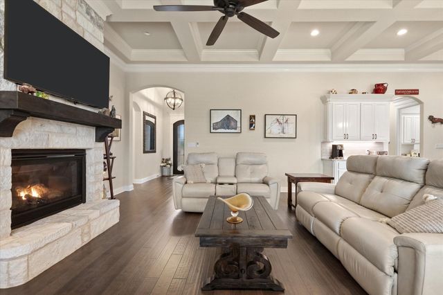 716 Coastal Meadows Court, Granbury, TX 76049