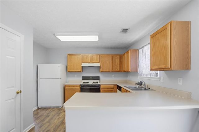 385 Registry Bluff, Stone Mountain, GA 30087