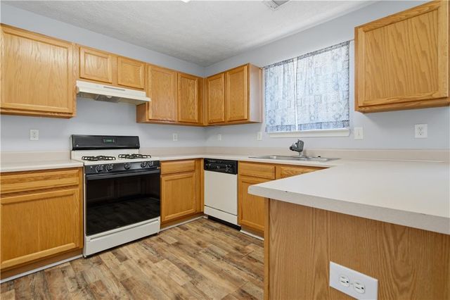 385 Registry Bluff, Stone Mountain, GA 30087