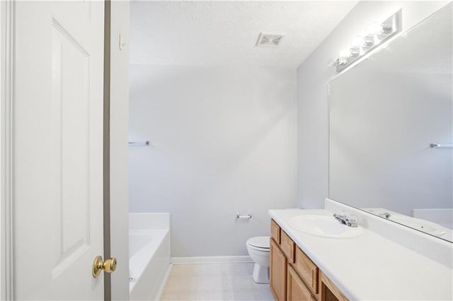 385 Registry Bluff, Stone Mountain, GA 30087