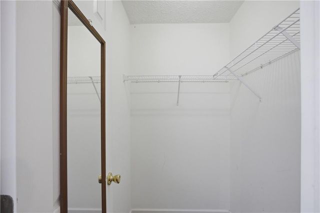 385 Registry Bluff, Stone Mountain, GA 30087