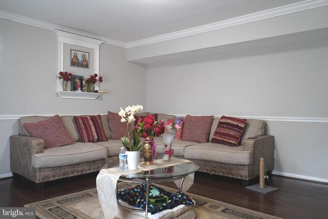 214 W CULPEPER ST, Culpeper, VA 22701