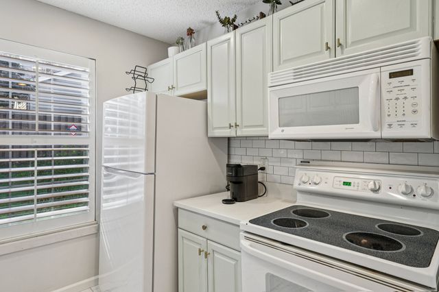 426 English Ivy Dr, Nashville, TN 37211