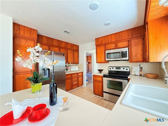 2111 Chinaberry Circle, Harker Heights, TX 76548