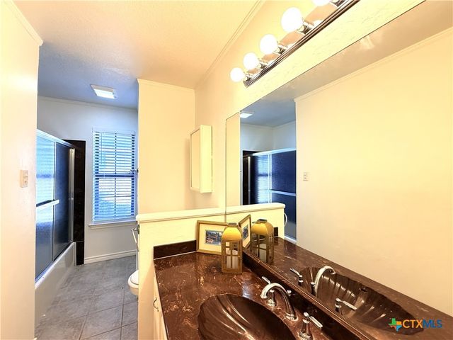 2111 Chinaberry Circle, Harker Heights, TX 76548