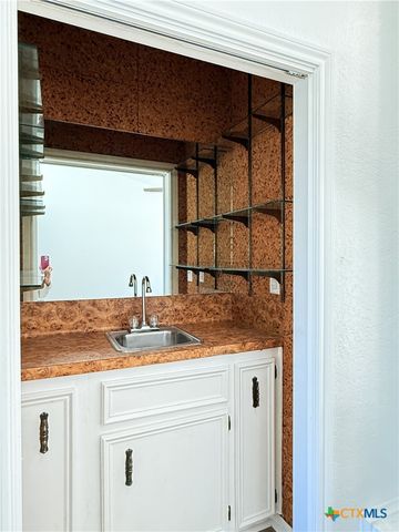 2111 Chinaberry Circle, Harker Heights, TX 76548