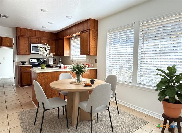 2111 Chinaberry Circle, Harker Heights, TX 76548