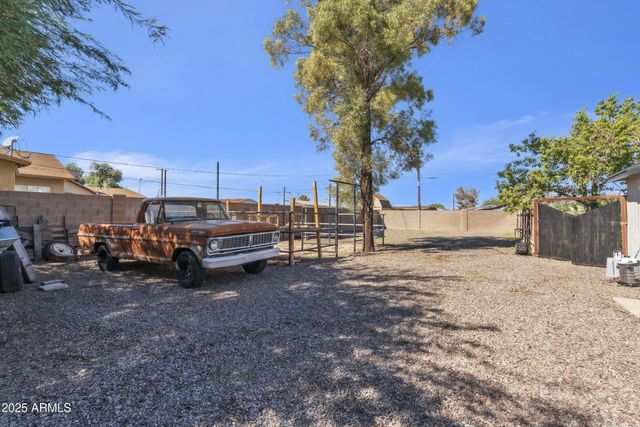 340 W LINDBERGH Avenue, Coolidge, AZ 85128