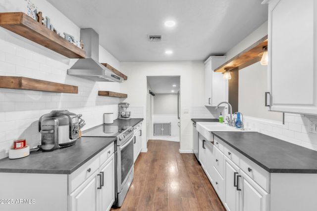 340 W LINDBERGH Avenue, Coolidge, AZ 85128