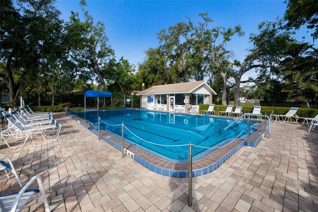 5729 GARDEN LAKES PALM, Bradenton, FL 34203