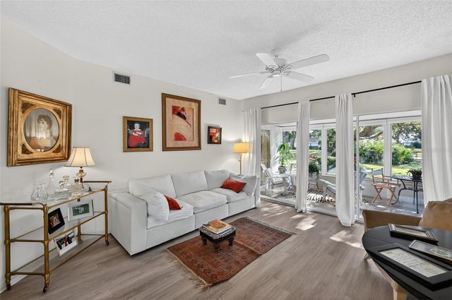 5729 GARDEN LAKES PALM, Bradenton, FL 34203