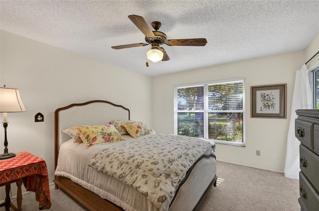 Image 21 of property listing at 5729 GARDEN LAKES PALM, Bradenton, FL 34203