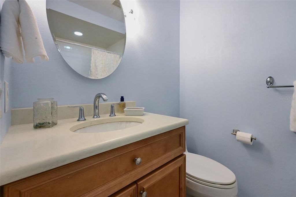 Image 24 of property listing at 5729 GARDEN LAKES PALM, Bradenton, FL 34203