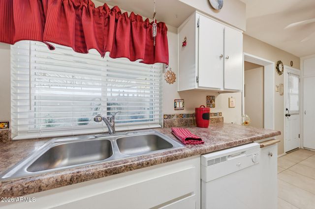 13659 N NEWCASTLE Drive, Sun City, AZ 85351