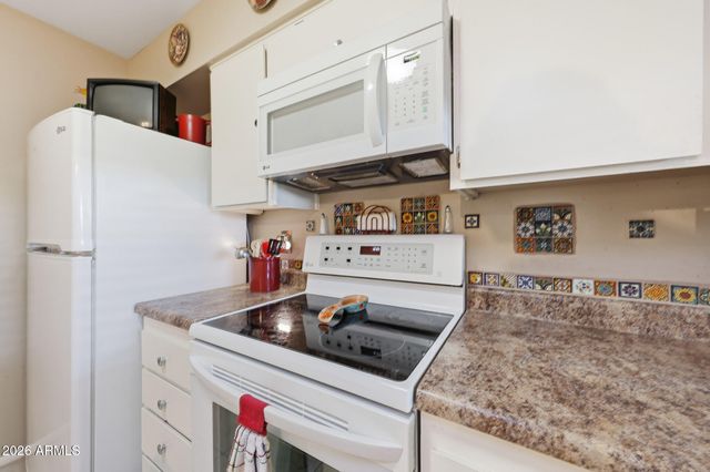 13659 N NEWCASTLE Drive, Sun City, AZ 85351