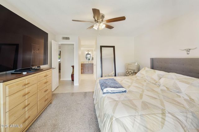 607 S DESERT FLOWER Drive, Mesa, AZ 85208
