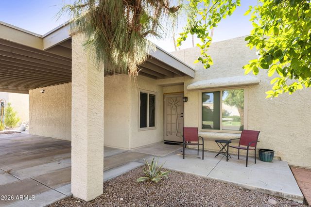 607 S DESERT FLOWER Drive, Mesa, AZ 85208