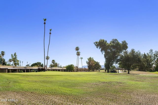 607 S DESERT FLOWER Drive, Mesa, AZ 85208