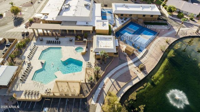 607 S DESERT FLOWER Drive, Mesa, AZ 85208