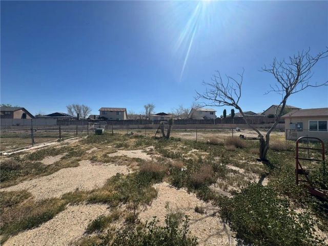 2037 Sequoia, Barstow, CA 92311