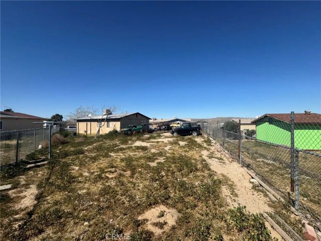2037 Sequoia, Barstow, CA 92311