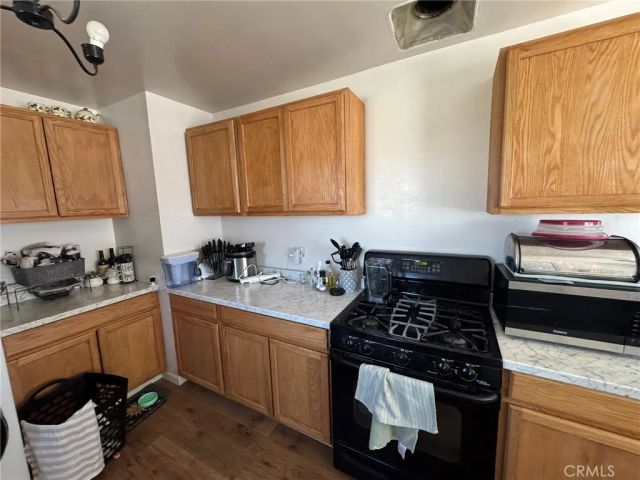 2037 Sequoia, Barstow, CA 92311