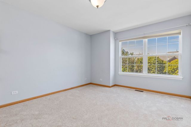 378 BAY TREE Circle, Vernon Hills, IL 60061