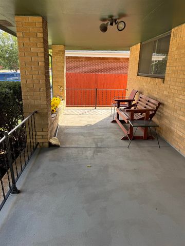 2351 S Grove St, Wichita, KS 67211