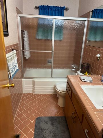 2351 S Grove St, Wichita, KS 67211