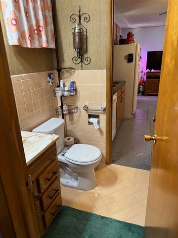 2351 S Grove St, Wichita, KS 67211