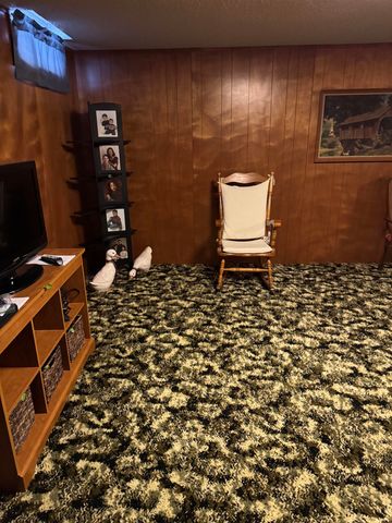 2351 S Grove St, Wichita, KS 67211