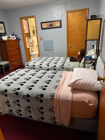 2351 S Grove St, Wichita, KS 67211