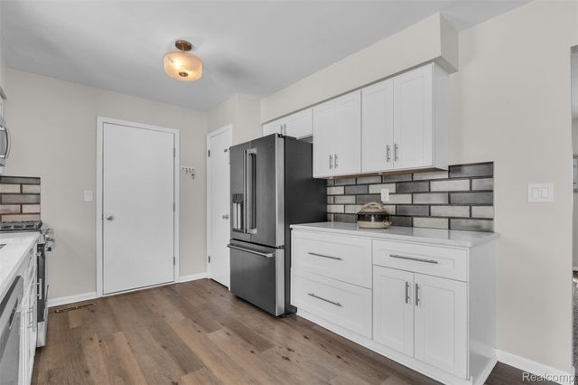 166 Crooked Limb Drive, Lapeer Township, MI 48446